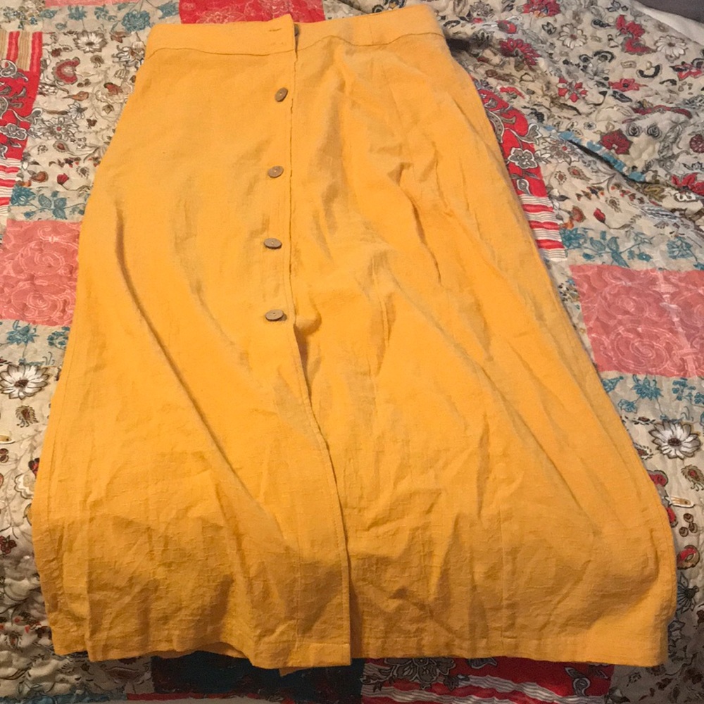 Yellow skirt